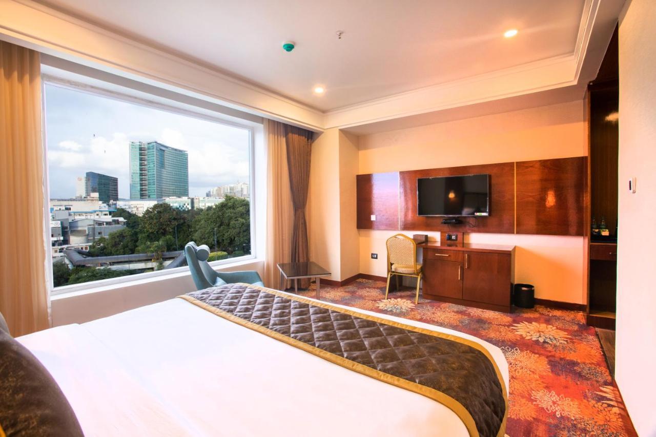 Kingston Hotel 벵갈루루 외부 사진
