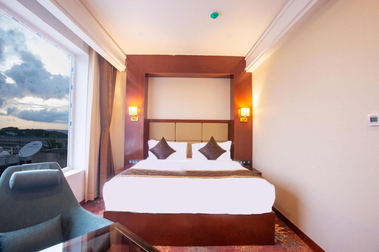 Kingston Hotel 벵갈루루 외부 사진