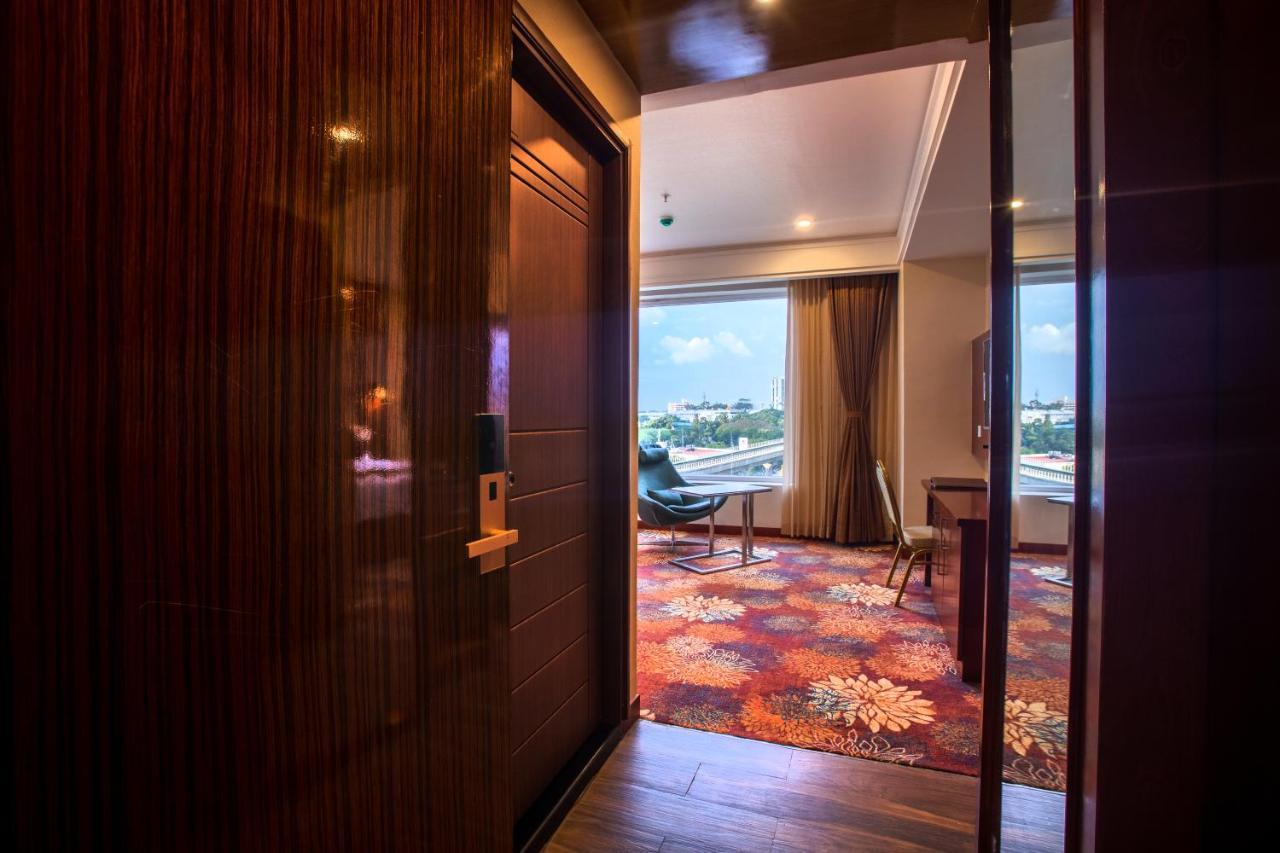 Kingston Hotel 벵갈루루 외부 사진