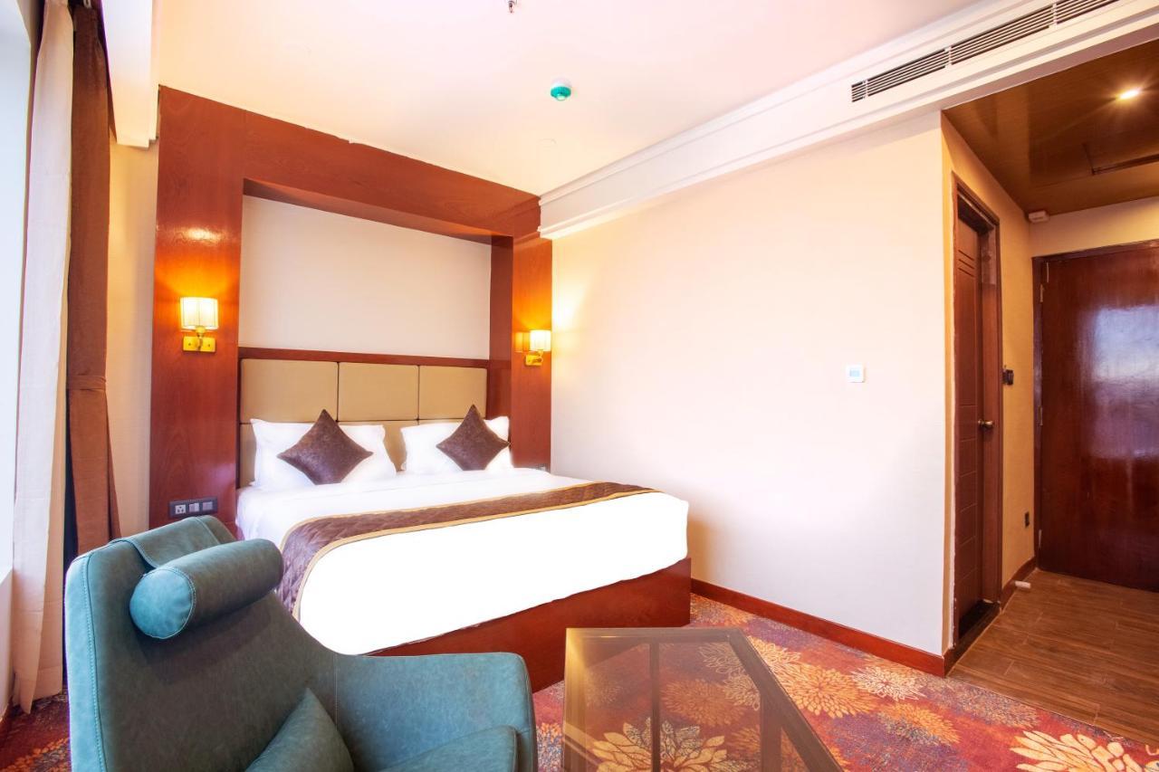 Kingston Hotel 벵갈루루 외부 사진