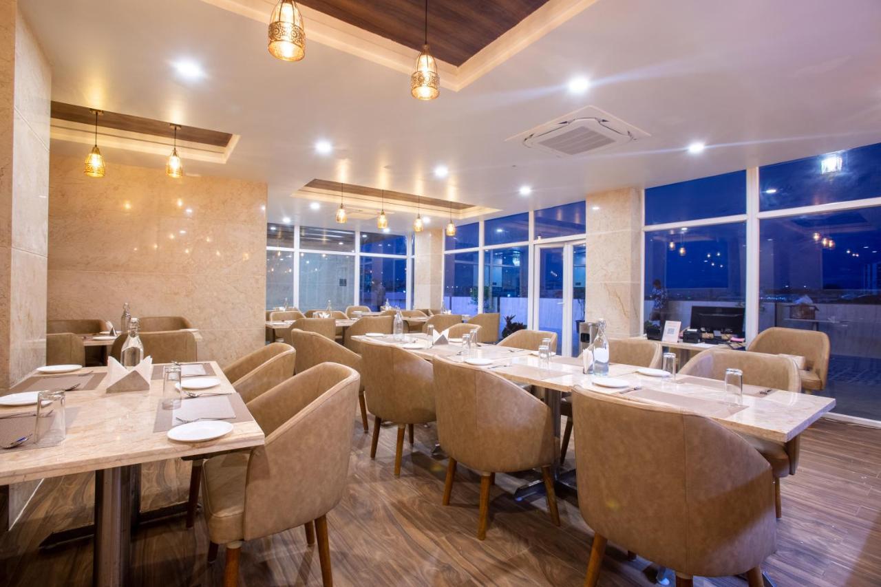 Kingston Hotel 벵갈루루 외부 사진